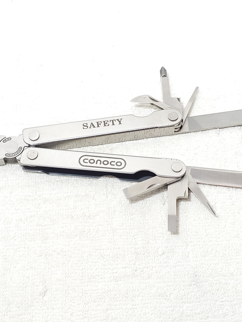 Vintage Leatherman Pocket Survival Tool Custom Engraving Leather Belt Sheath